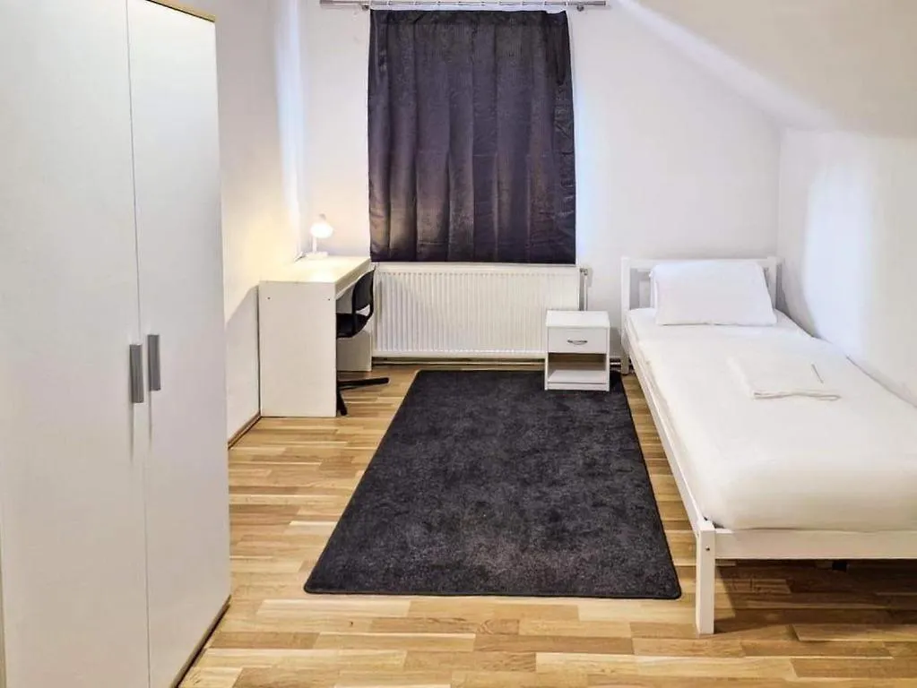 Adelin Vienna Hostel